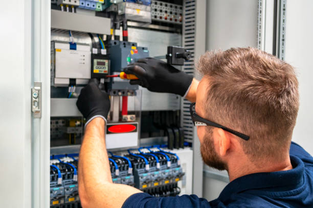 Best Commercial Electrician Services  in Fort Shawnee, OH