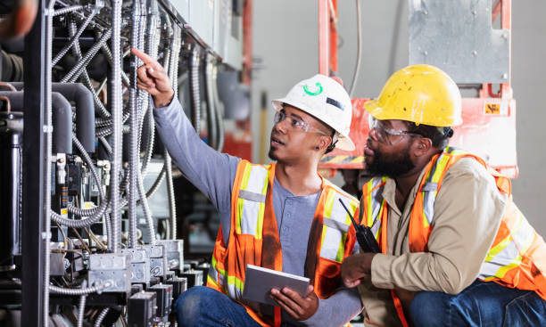 Best Industrial Electrical Services  in Fort Shawnee, OH