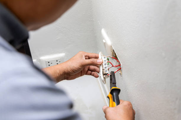Best Electrical Contractors for Businesses  in Fort Shawnee, OH
